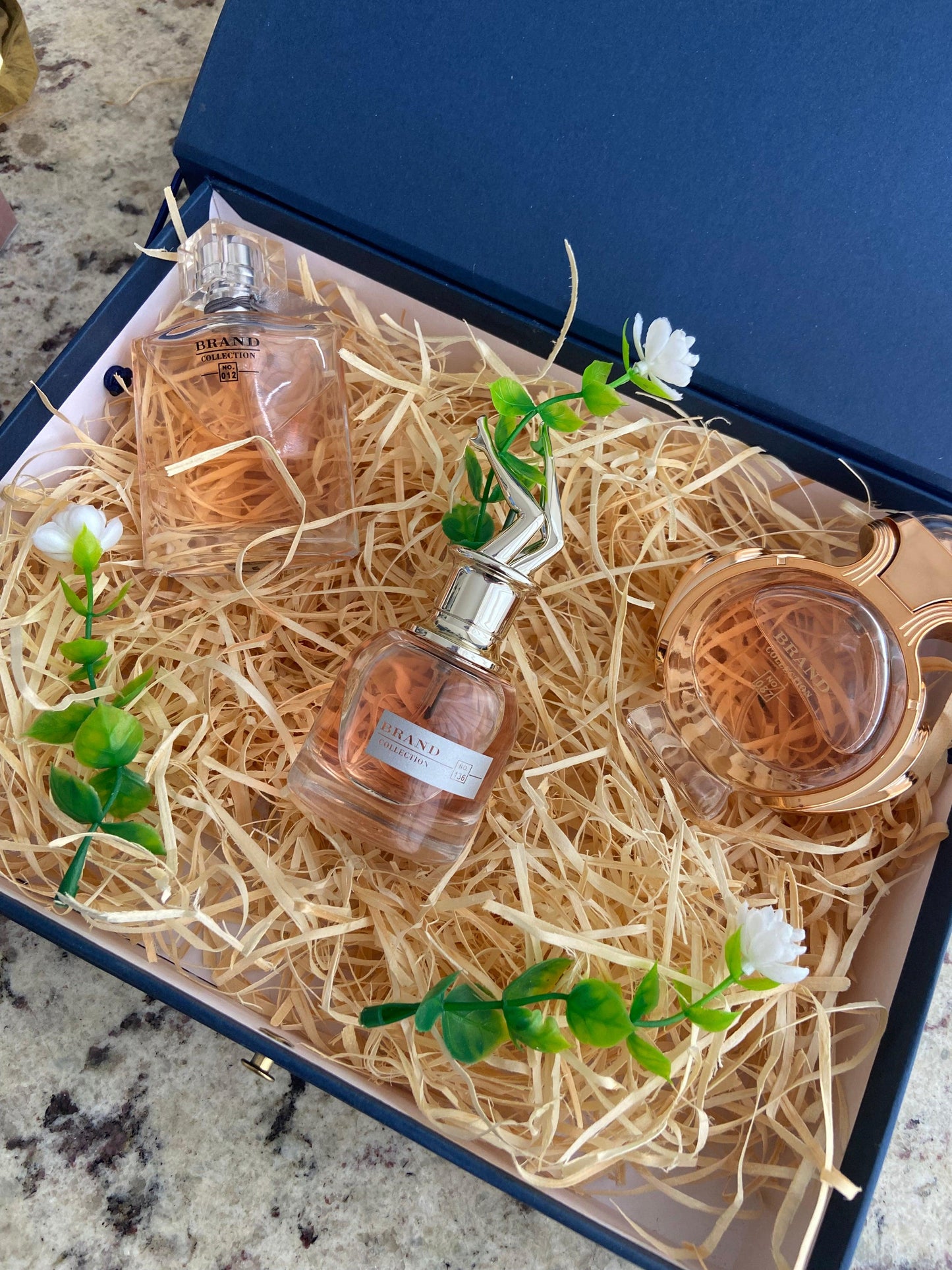 KIT - OLYMPEA, LA VIE EST BELLE E SCANDAL