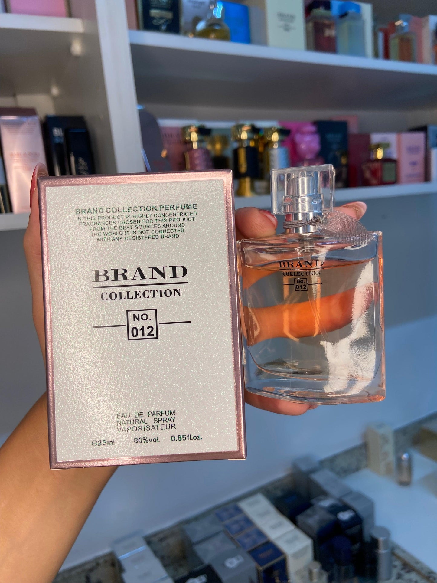 LA VIE EST BELLE BRAND COLLECTION 012